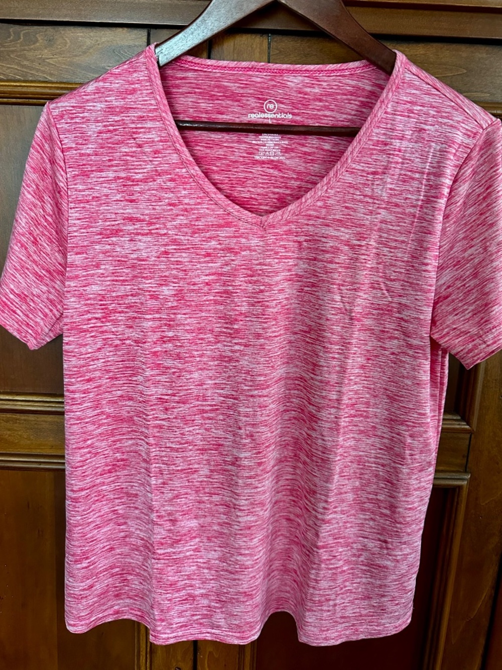 Real Essentials Women's Heathered PINK V-Neck Short Sleeve Shirt M/L NWOT